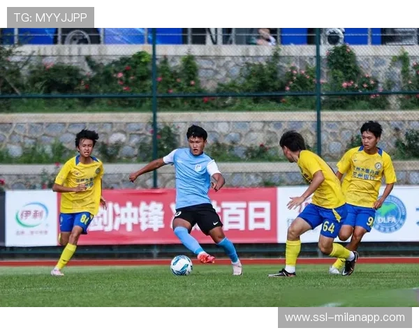 大连队两连胜冲上前五，逆境中崛起的荣耀之路